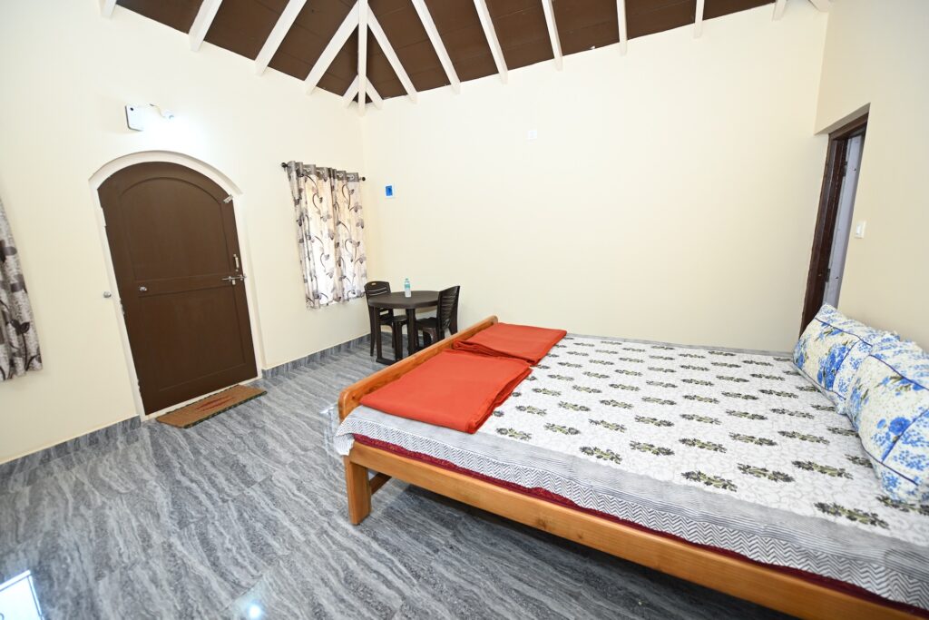 room-int-12